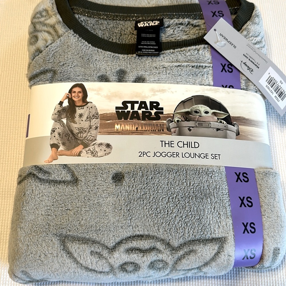 Star Wars Mandalorian 2 PC Jogger Lounge Sleepwear Set Size XS green